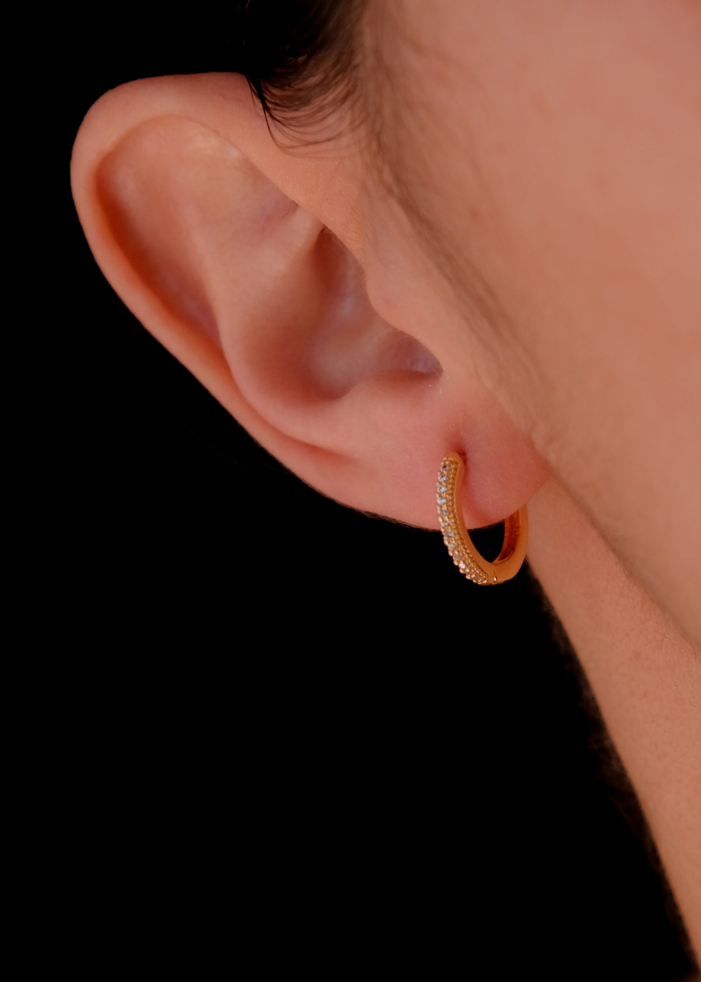 Crystal small hoops