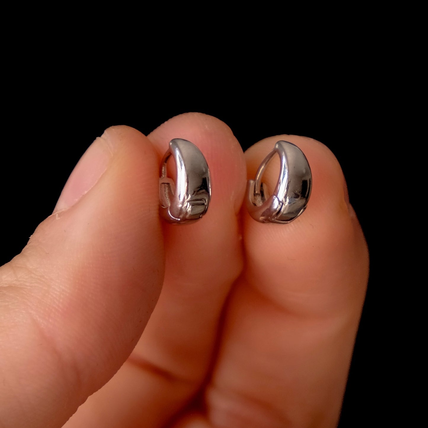 Mia mini silver hoops