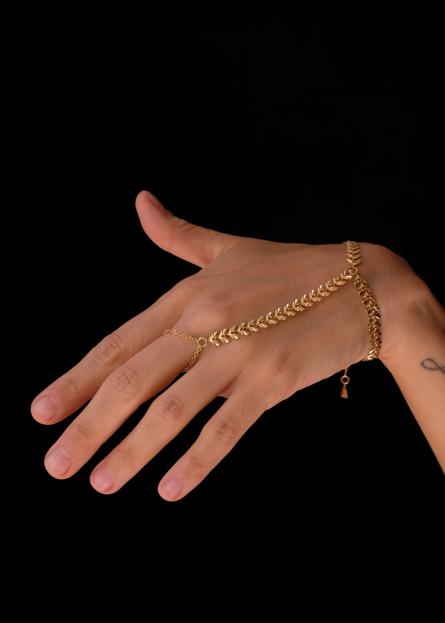 venus destello handchain