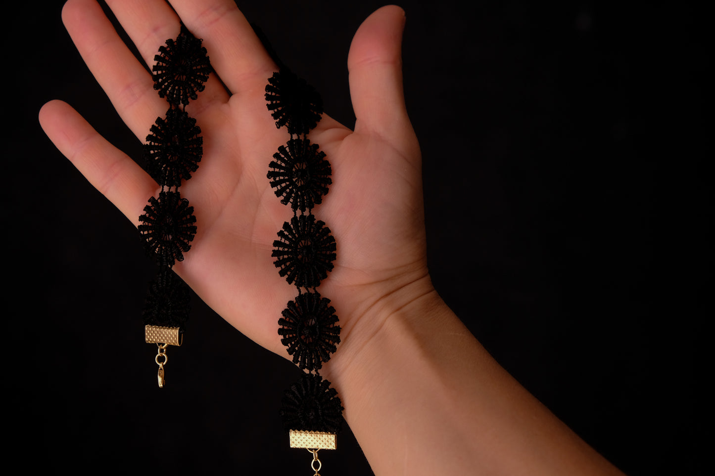 Flowers II choker