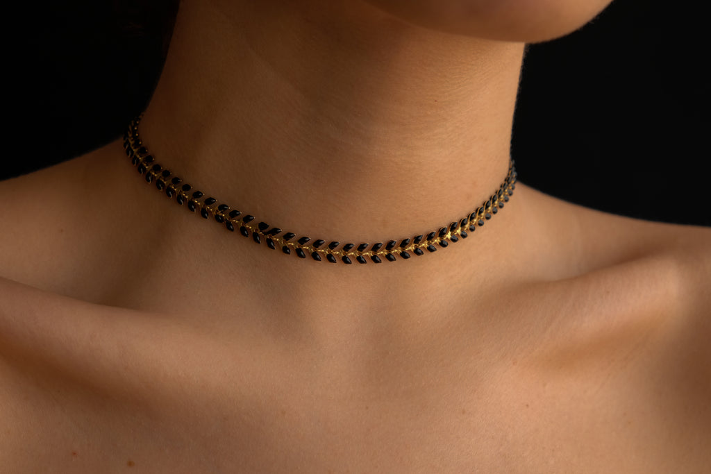 Atenea Black choker