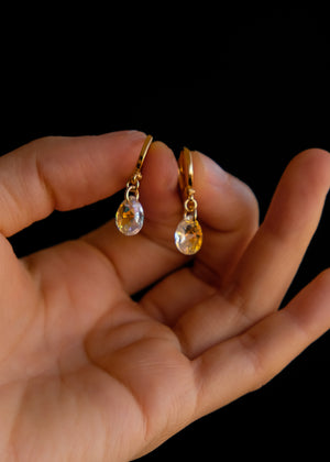 Baby crystal drops earrings