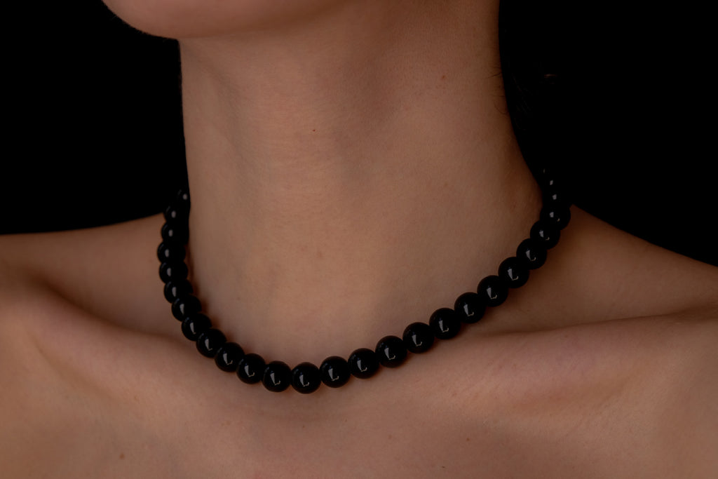 Gargantilla obsidiana