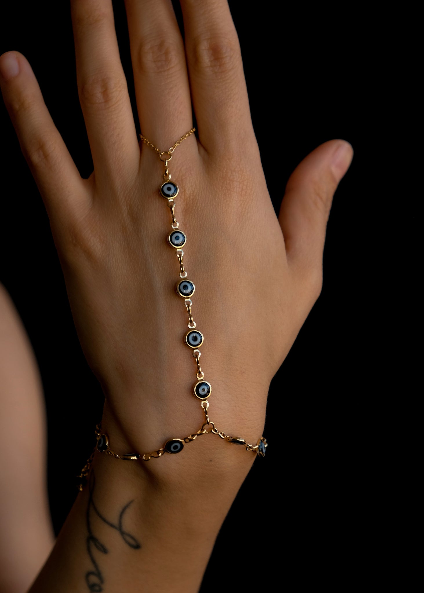 Gyspy eyes handchain bracelet