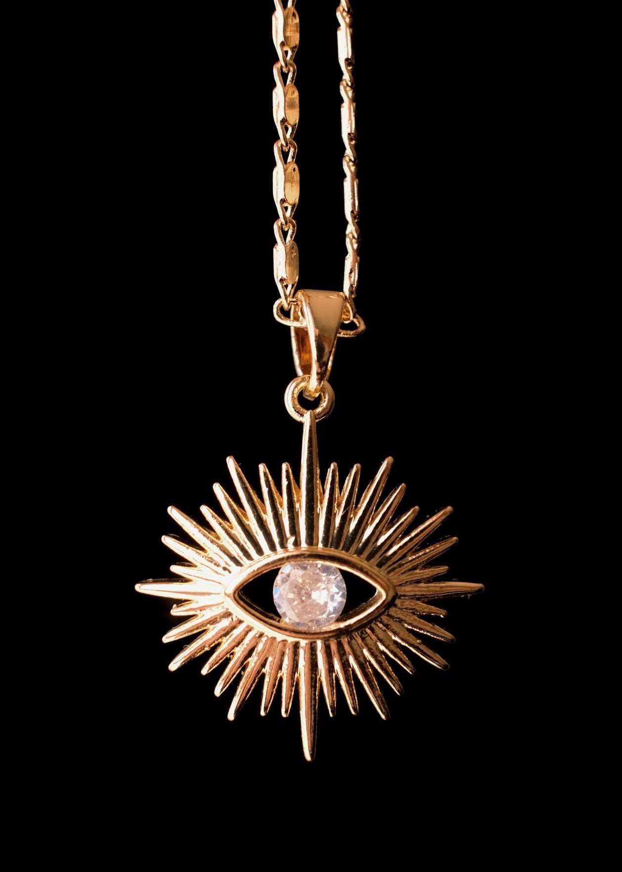 Radiant eye necklace