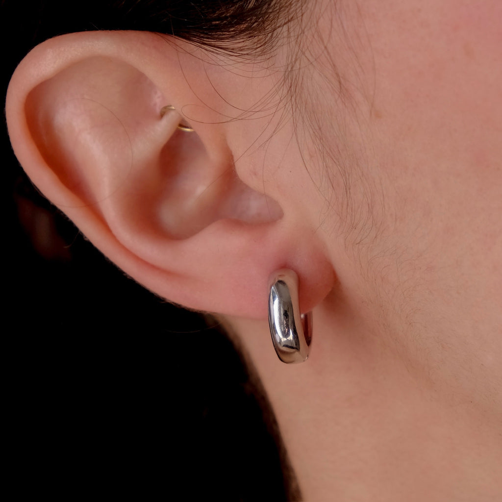 Silver Medium ara hoops