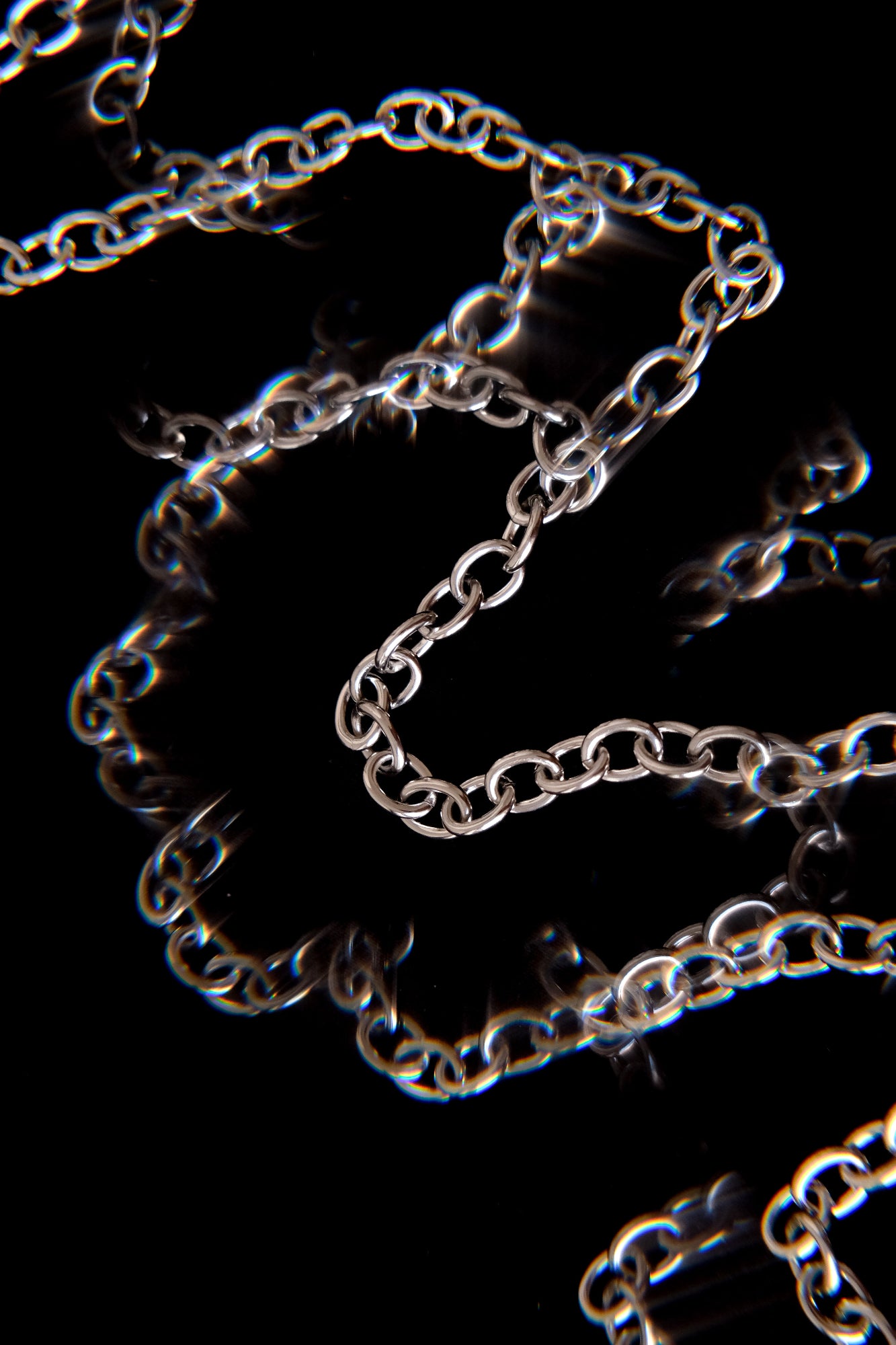capricorn rising chain