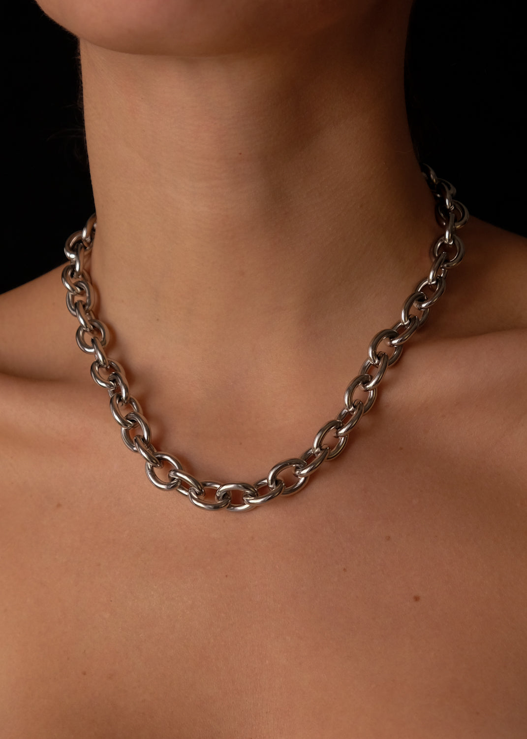 Two silver chains set