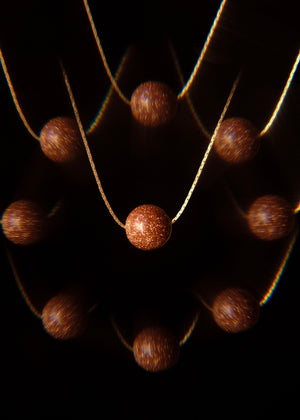 venturina sphere choker