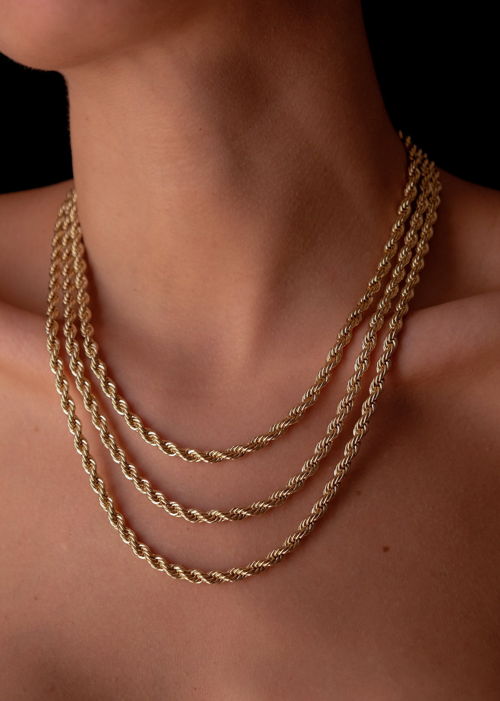 Twisted chain necklace