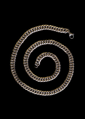 Flat chain necklace