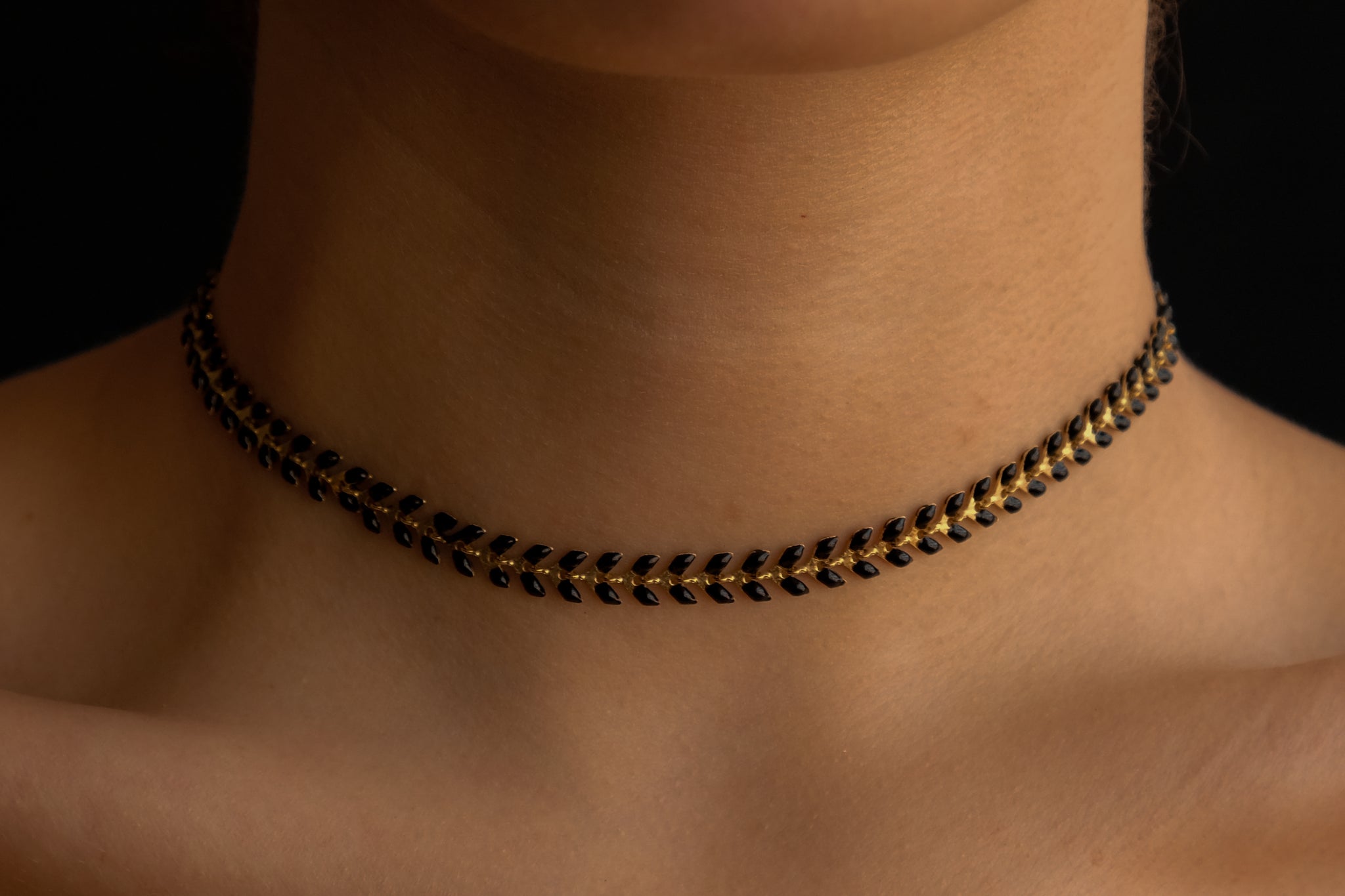Atenea Black choker