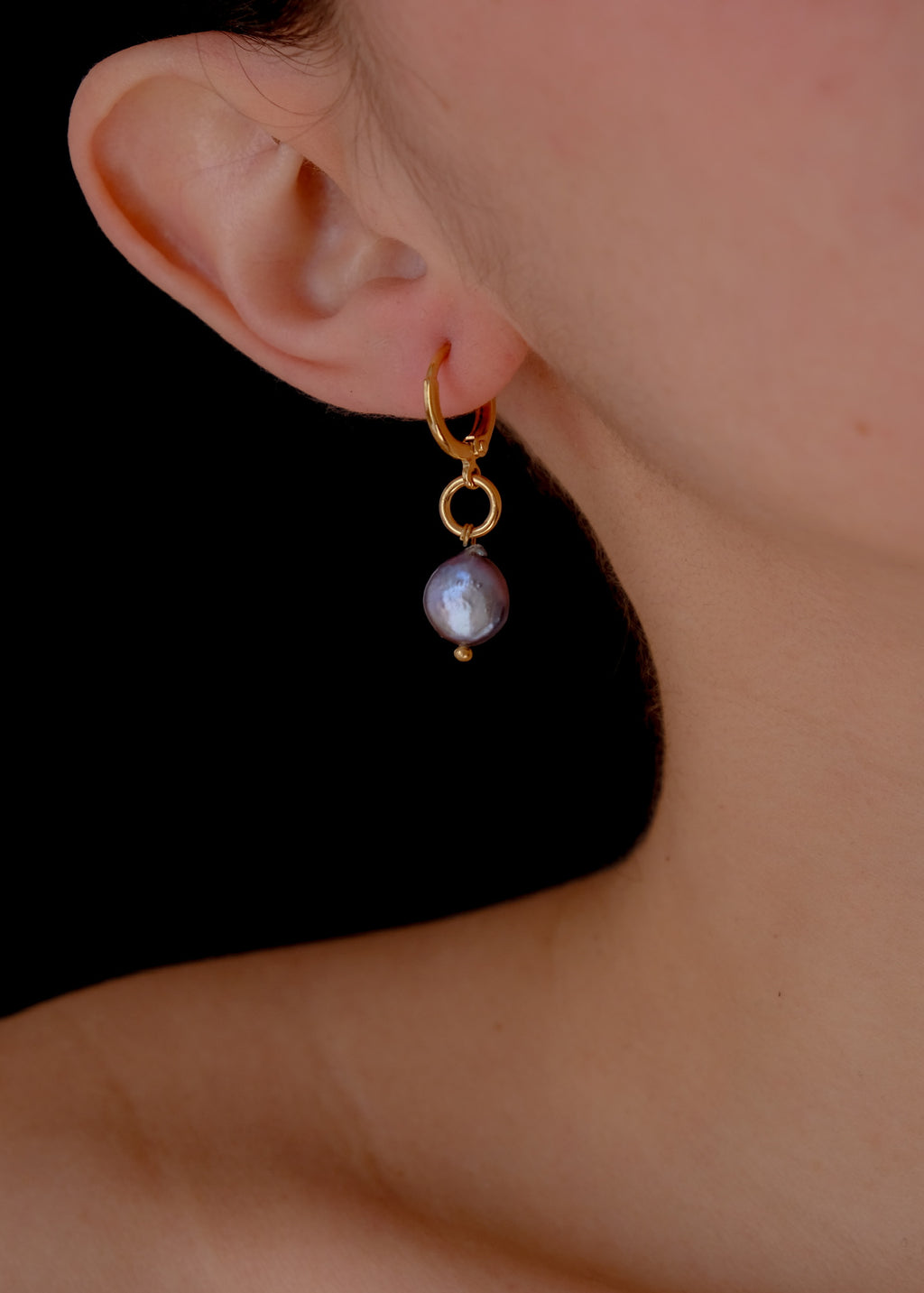 Purple pearls earrings