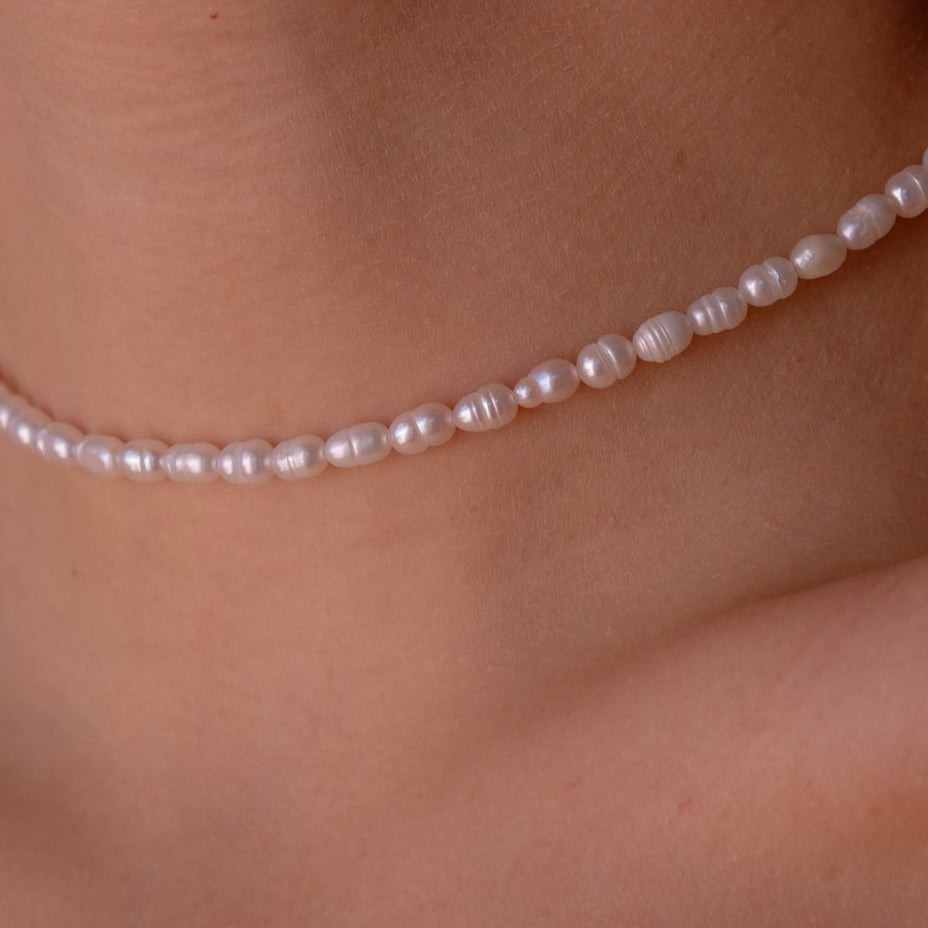Ivory Pearl Choker