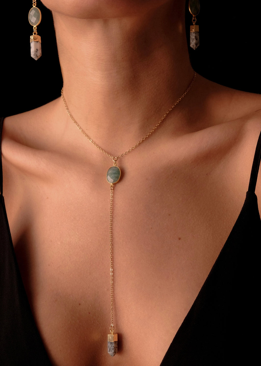 Aquamarine and howlite