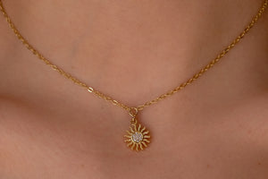 Mini sun choker