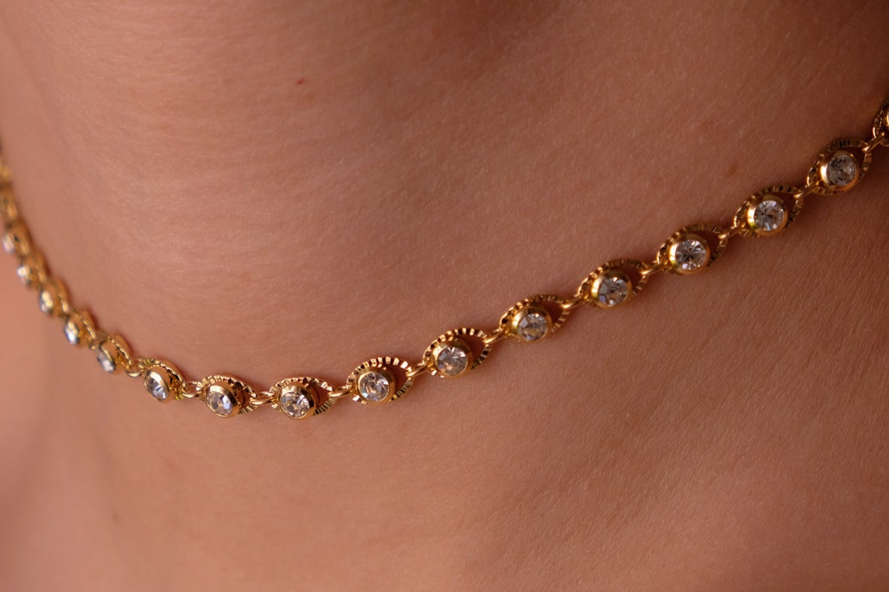 Lucy in the Sky Choker