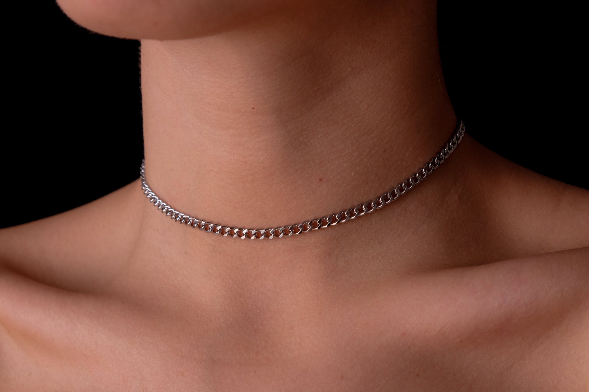 Silver chain choker