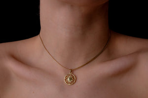 Circle sun choker