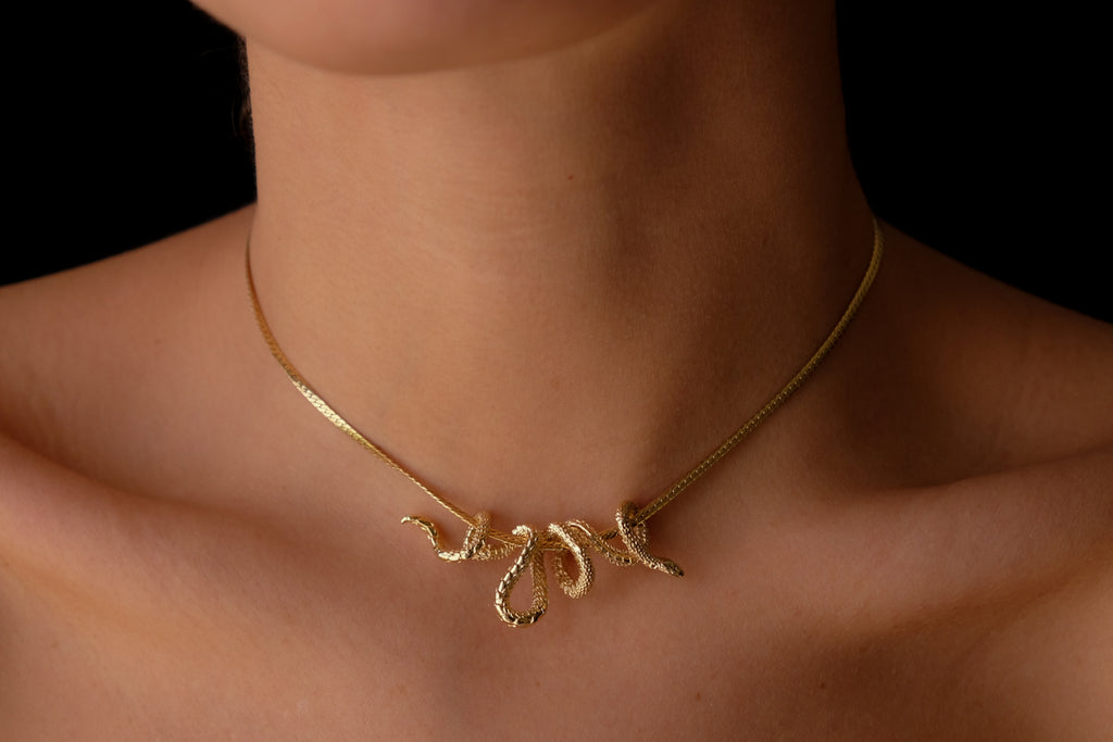 Snake choker