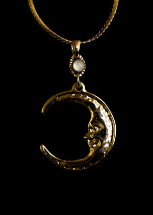 Moon W Necklace