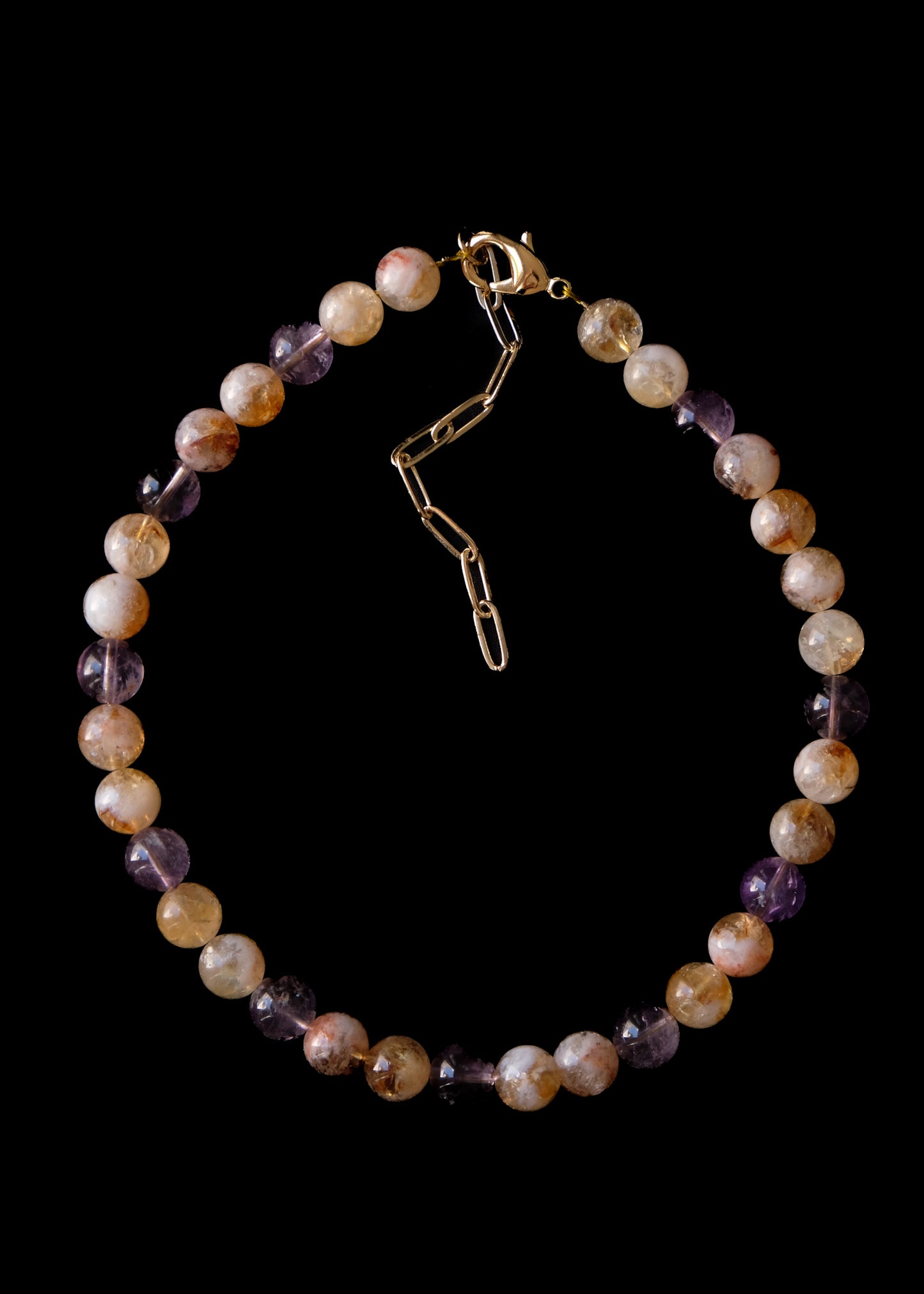 Amatrine stone choker