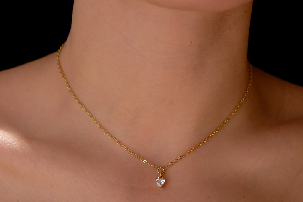 Baby heart choker