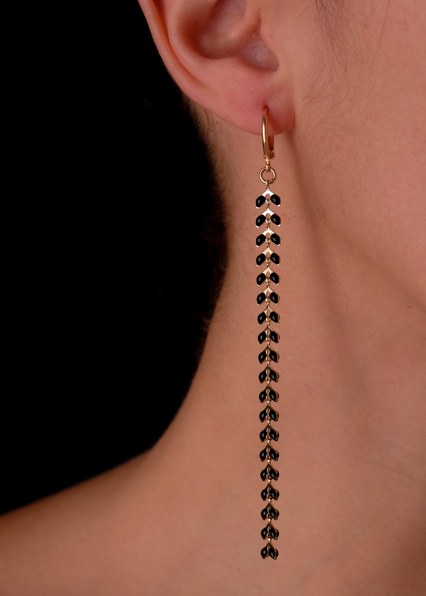 Black Atenea earrings