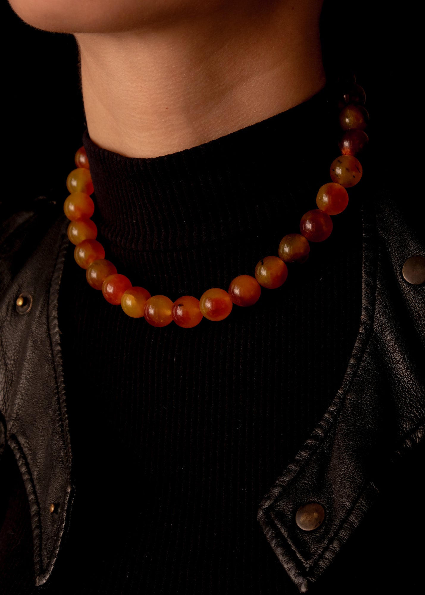 Mango Stone Choker