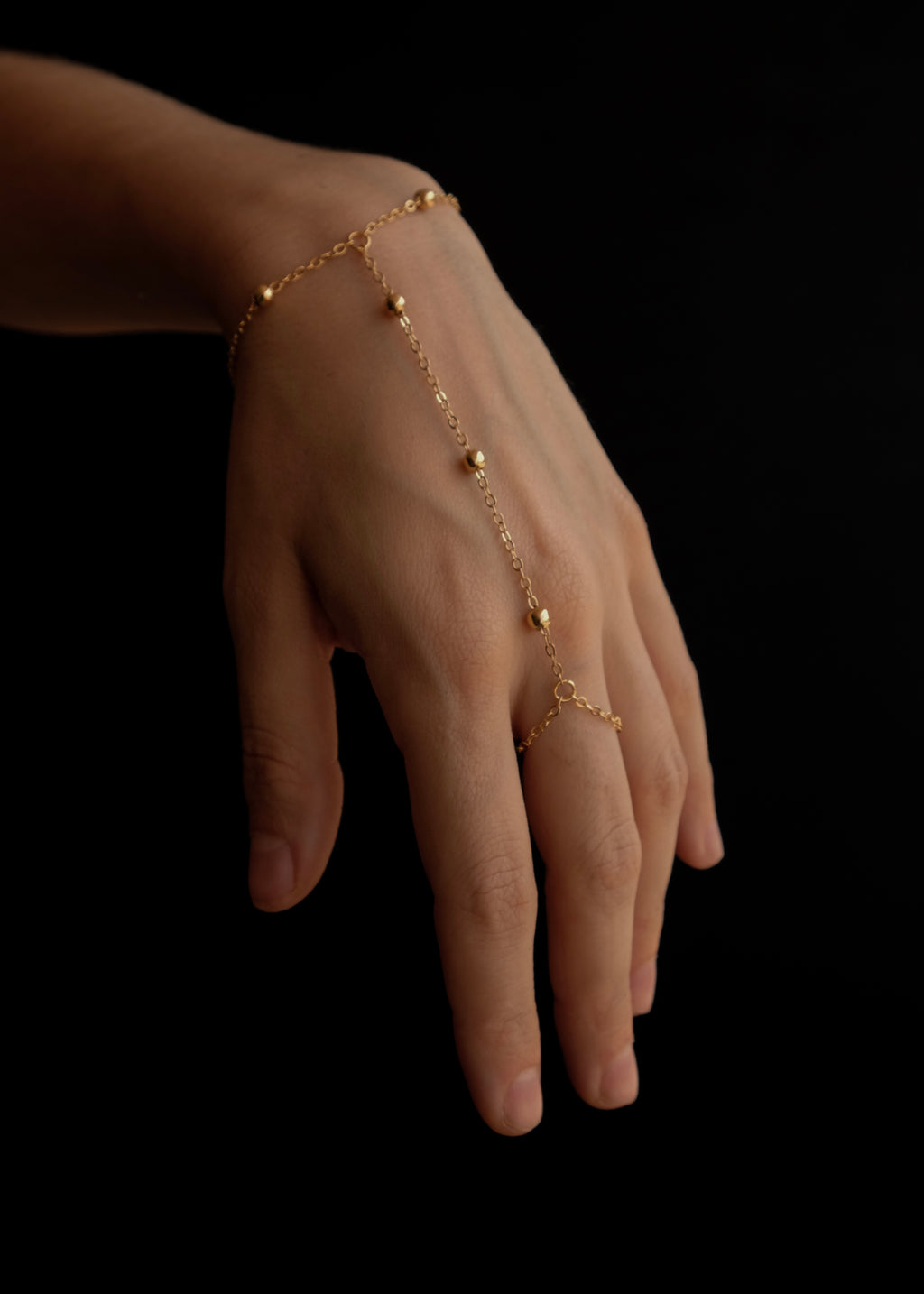 gold dots handchain bracelet