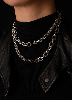 Two silver chains set