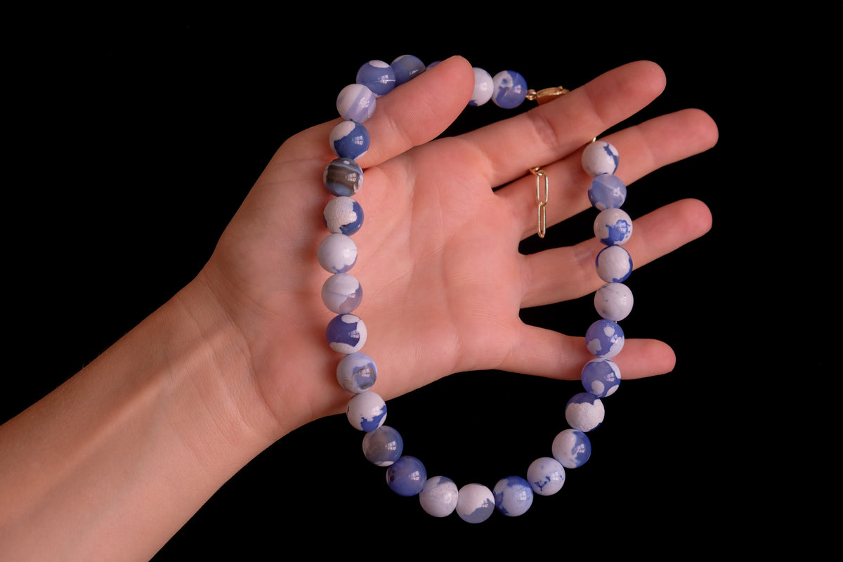 Nubes Stone Choker