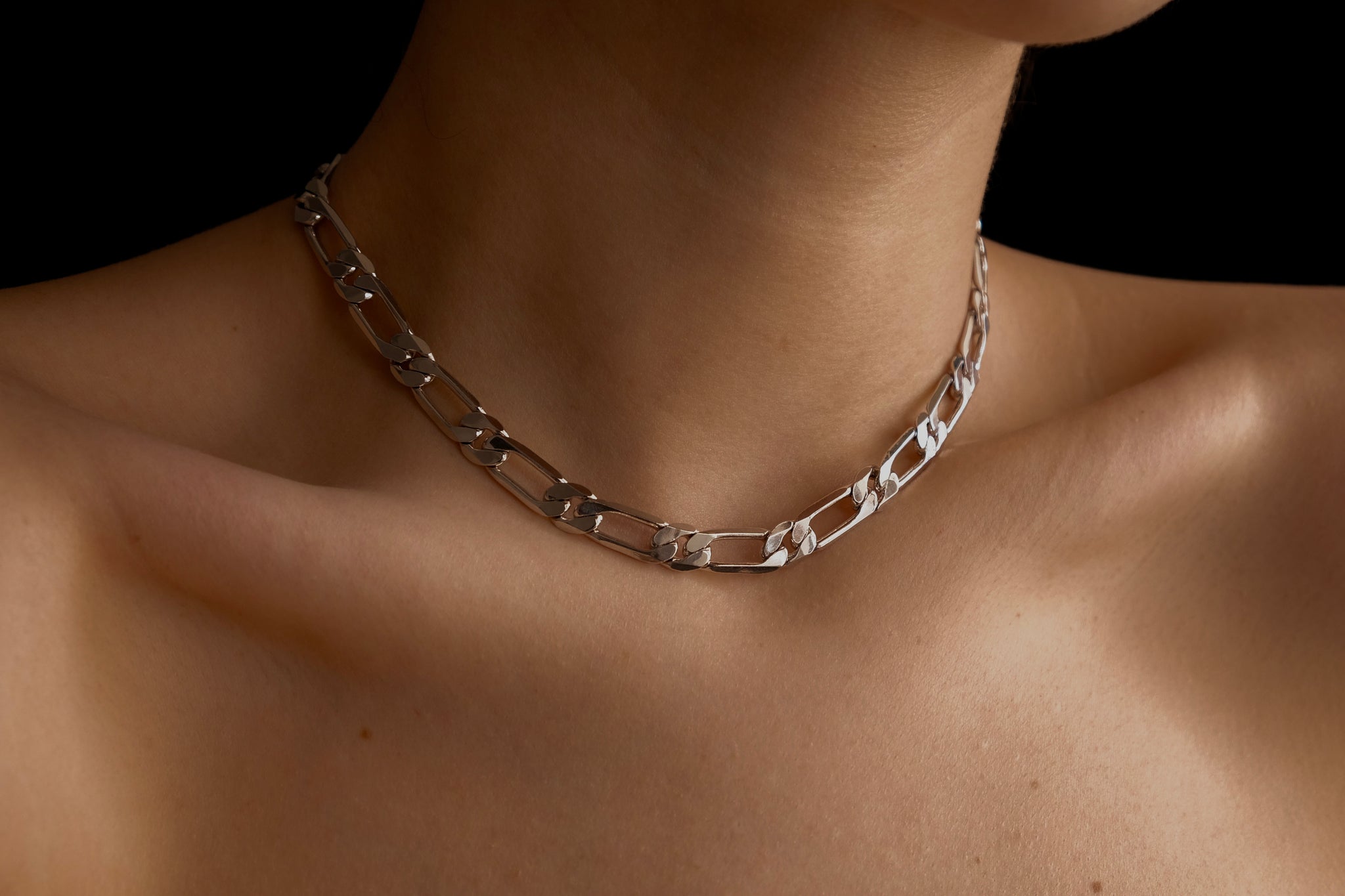 Silver choker