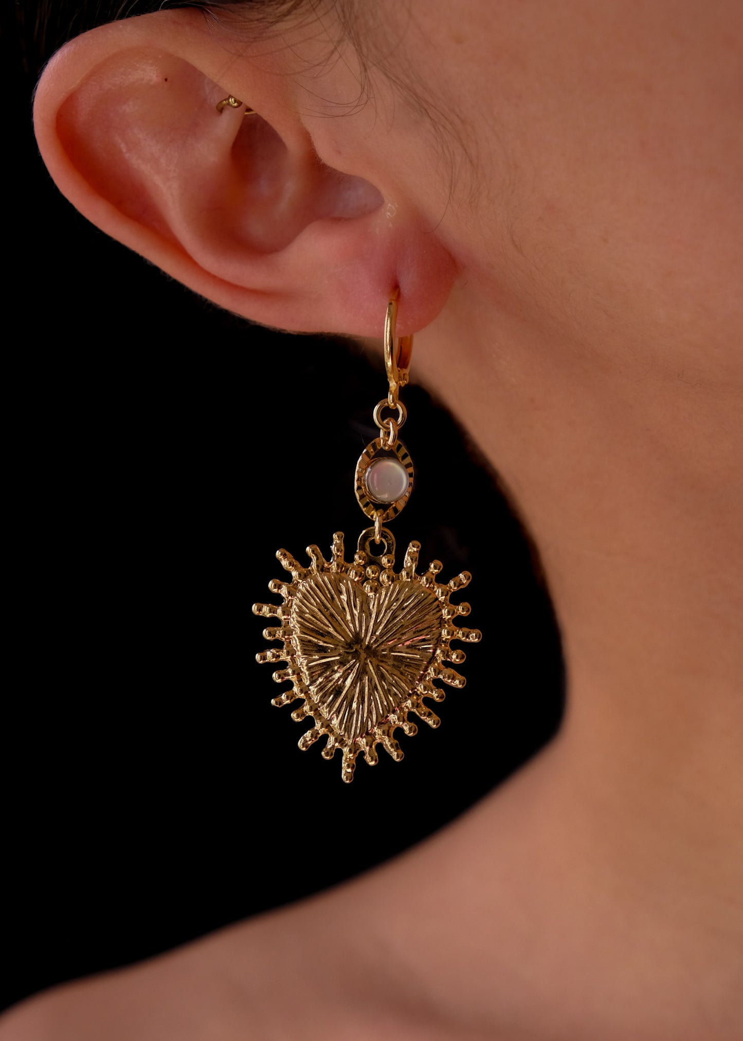 Radiant heart earrings