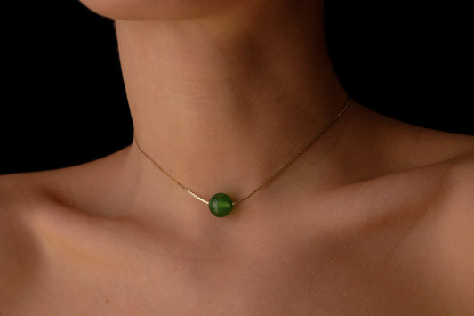 Jade sphere choker