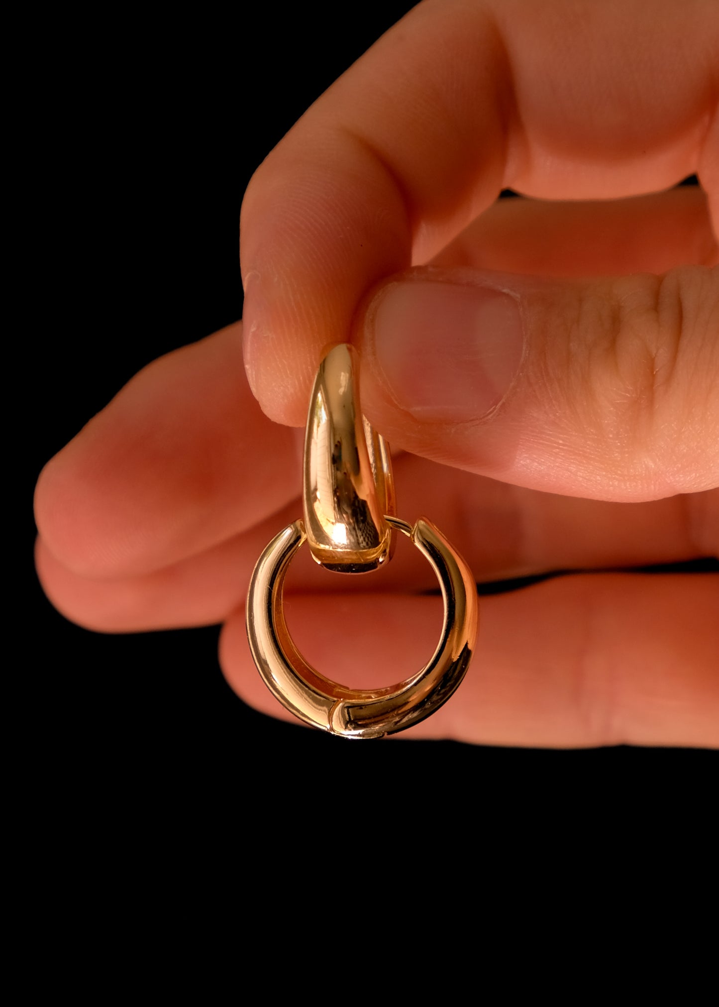 Mia hoops