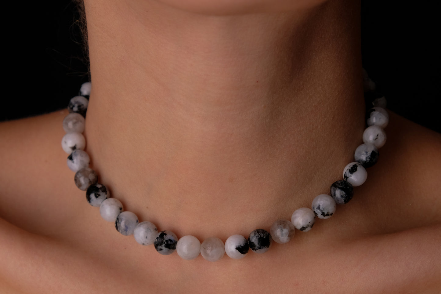 Black and white moonstone choker