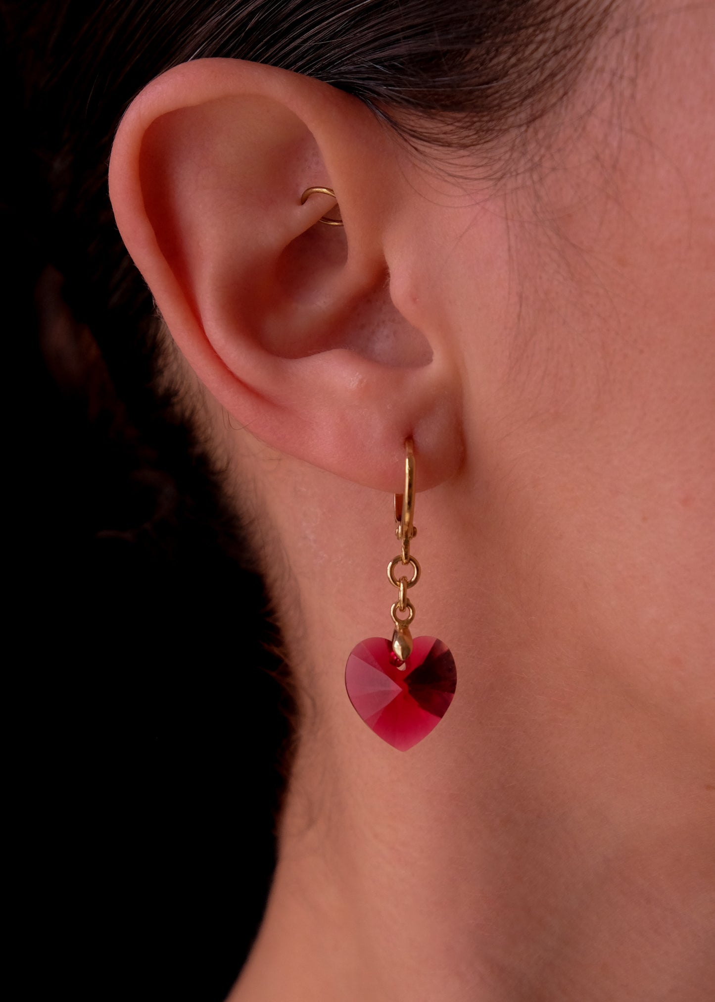 Red crystal heart earrings