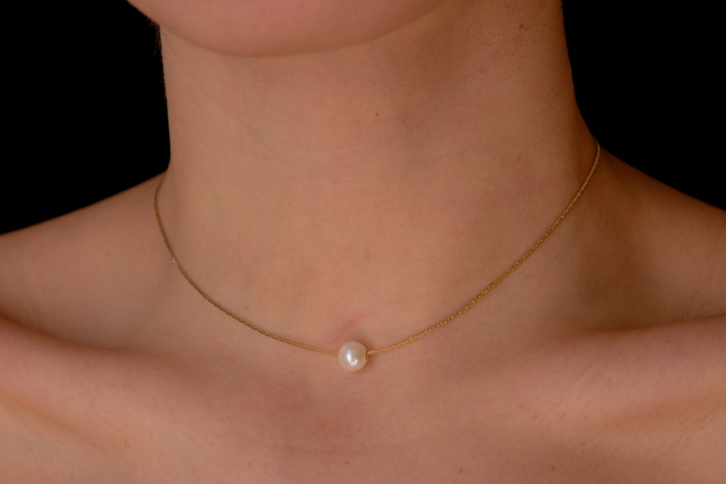 Baby Orb Pearl Choker