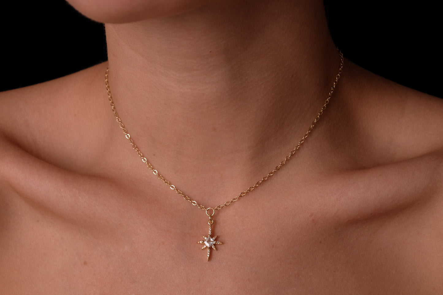 Stella choker