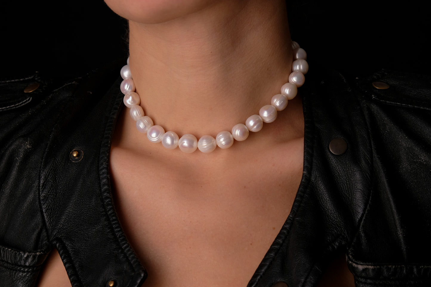 Axis Choker